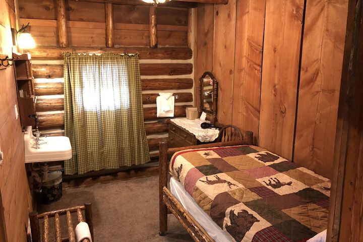 Room 10 of 92