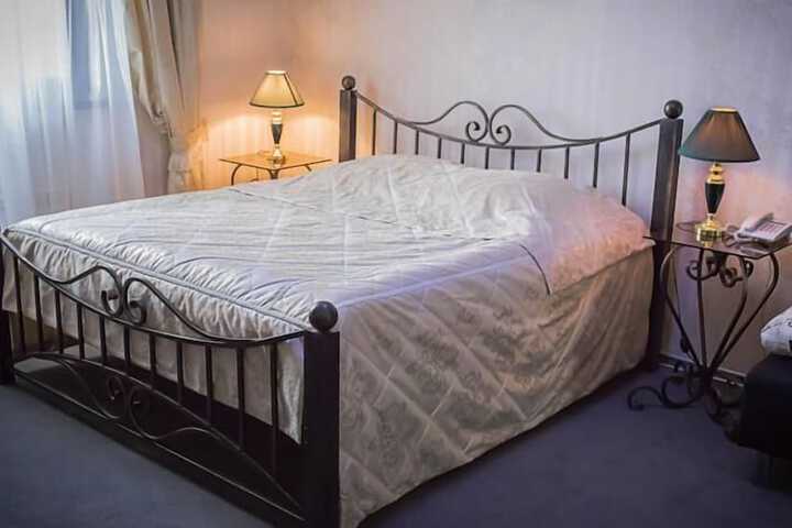 Room 15 of 45