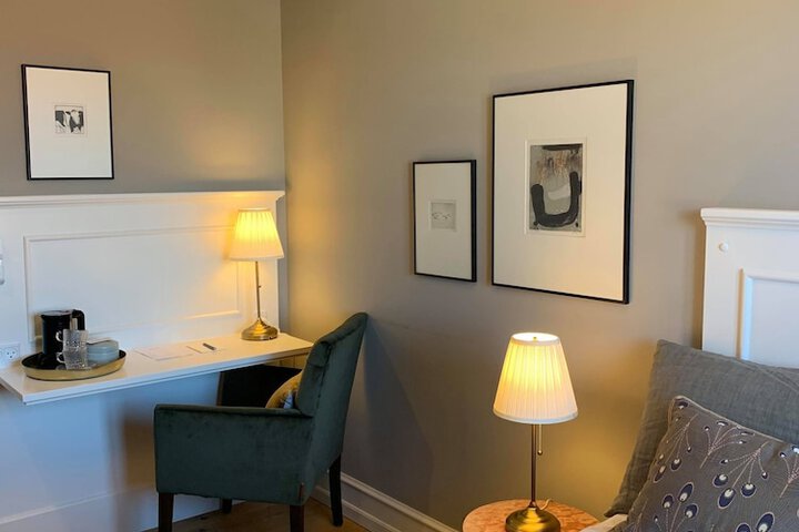 Room 5 of 41