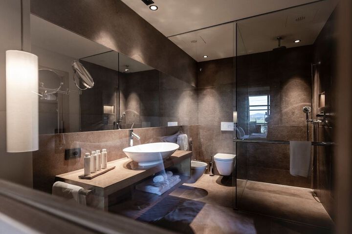 Bath Interior