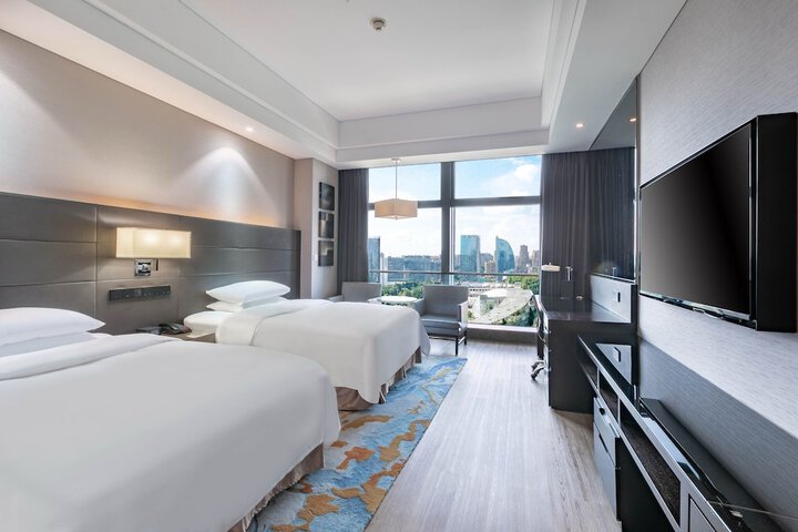 Room 18 of 92