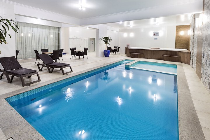 Hotel with Pool