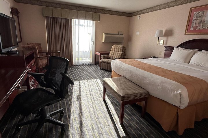 Room amenity