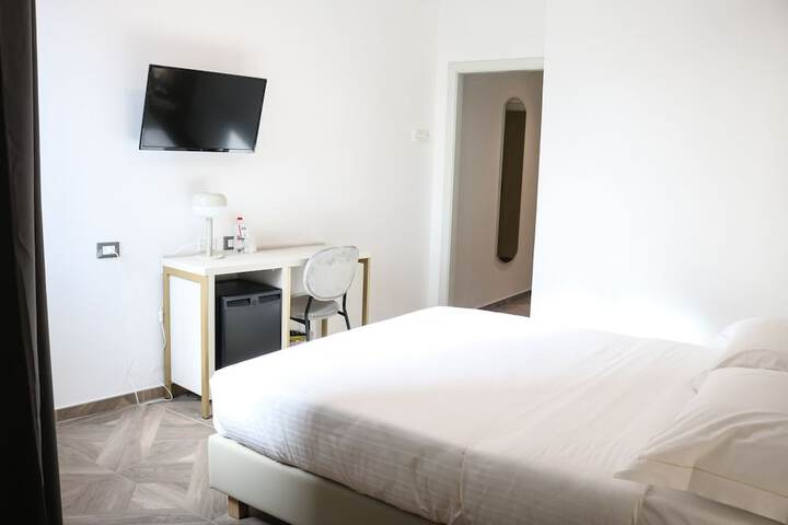Room 13 of 62