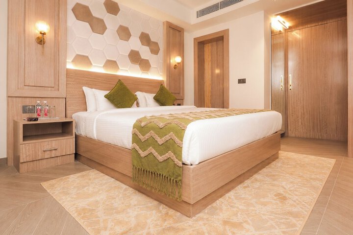 Room 7 of 29