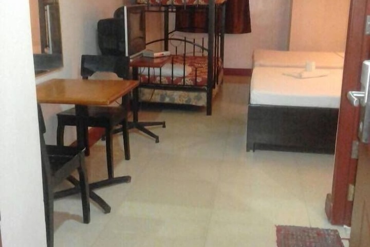 Room 44 of 94
