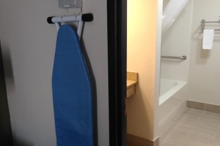 Room 21 of 52