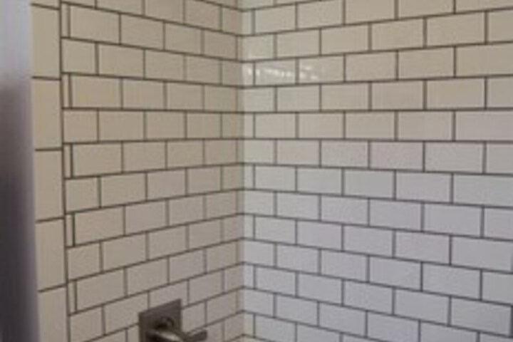 Room 8 of 36