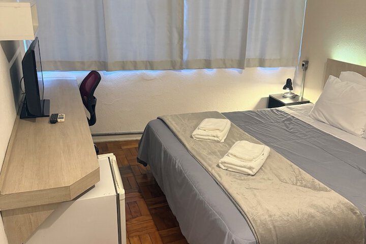 Room 18 of 27