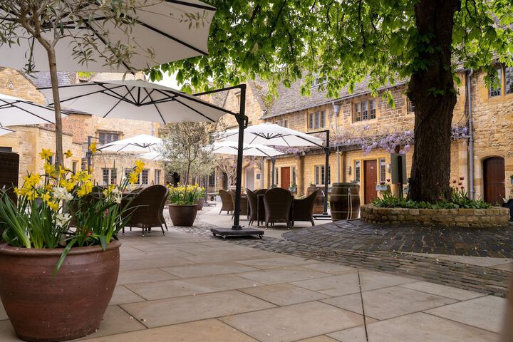 Hotel Exterior 156 of 160