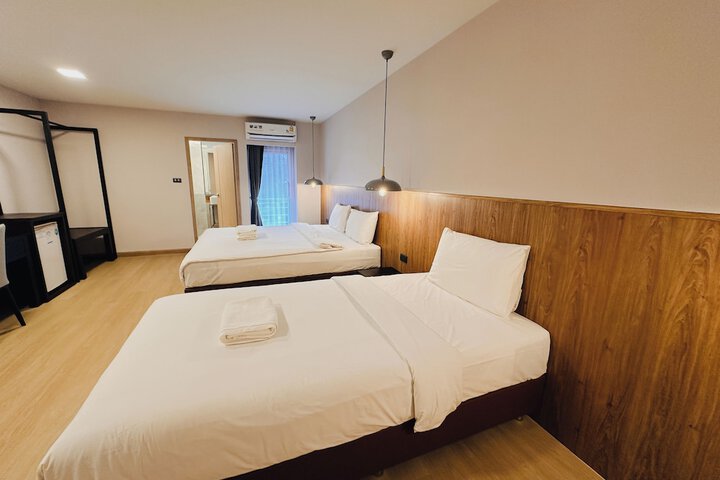 Room 19 of 49
