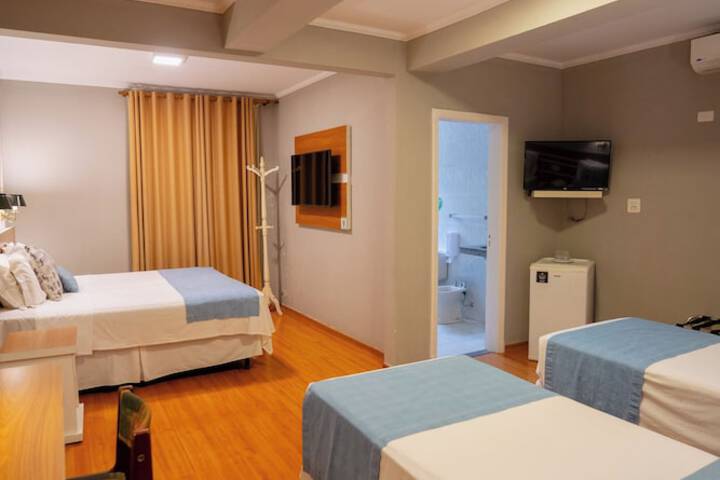 Room 29 of 175