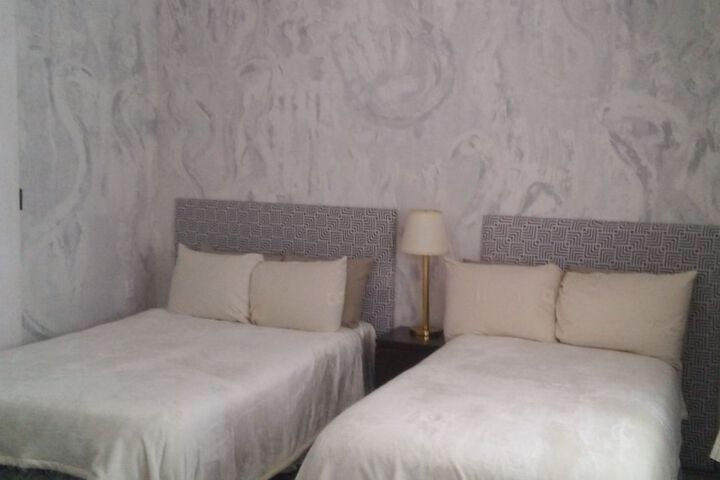 Room 12 of 46