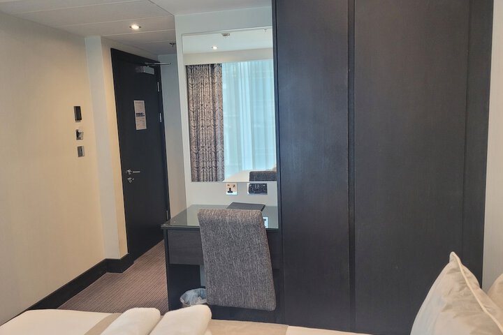 Room 61 of 90