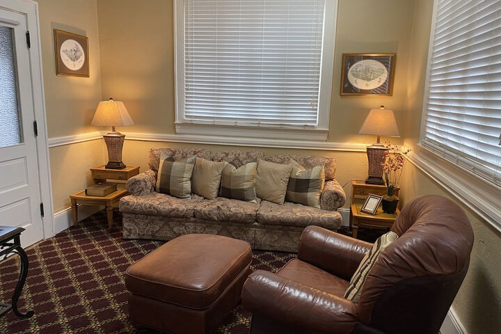Room 16 of 27