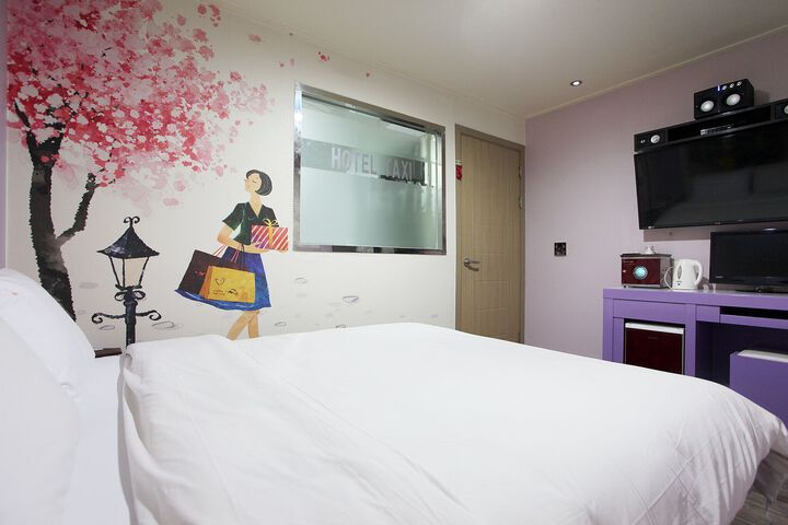 Room 22 of 69