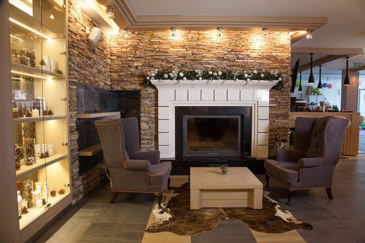Hotel Interior 57 of 61