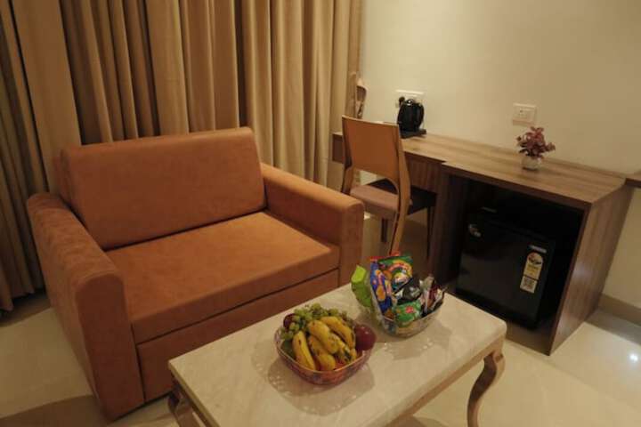 Room 37 of 102