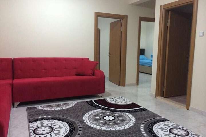 Room 9 of 12
