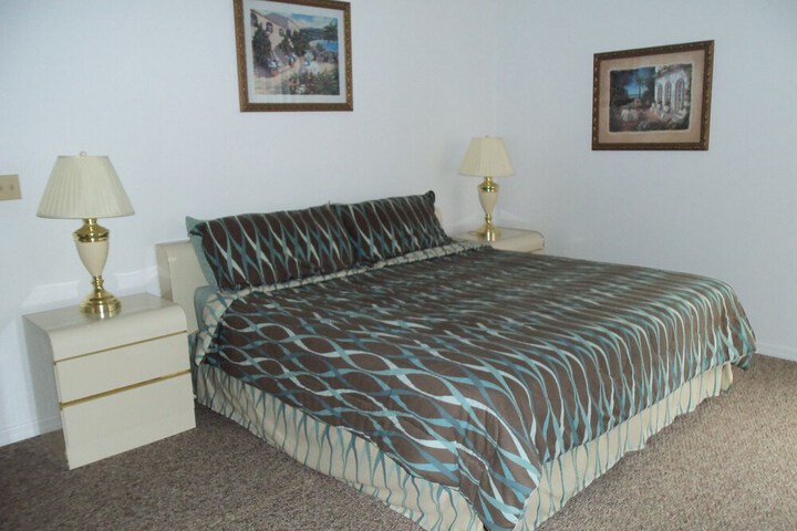 Room 7 of 40