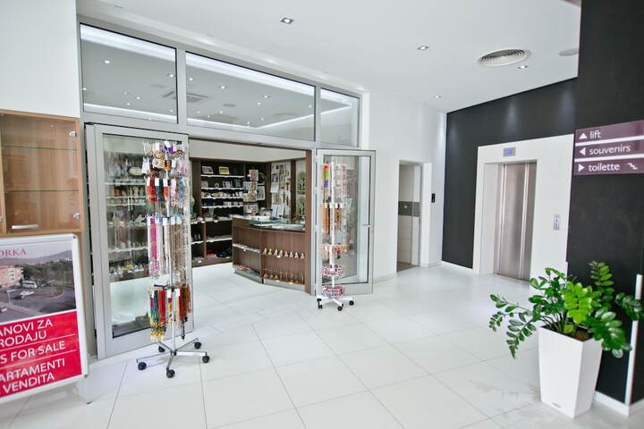 Hotel 34 of 40