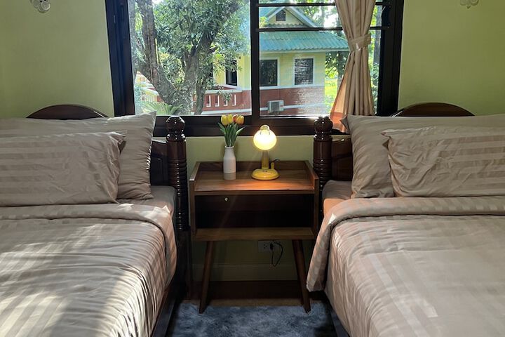 Room 12 of 44