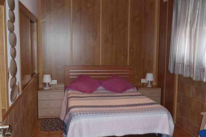 Room 2 of 26