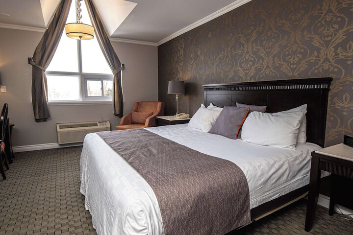 Room 21 of 46