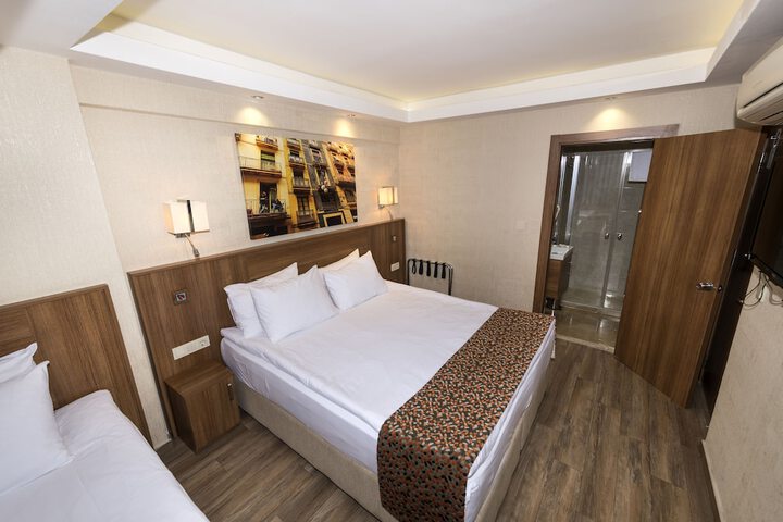 Room 5 of 59