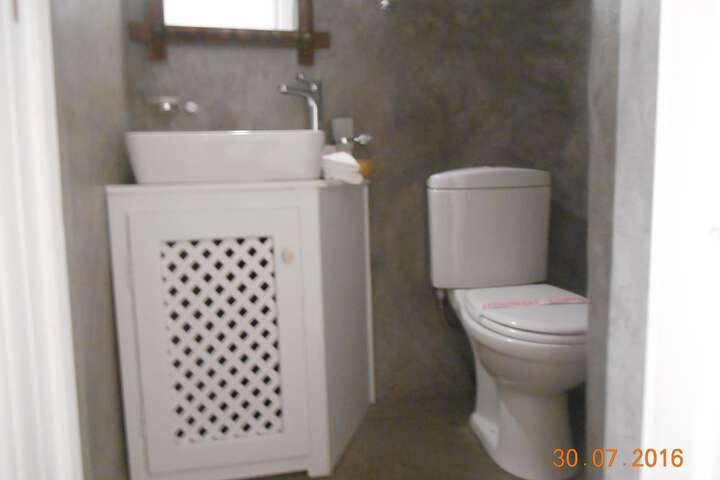 Room 43 of 70