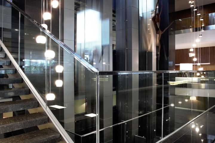Entrance & Lobby