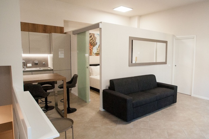 Room 25 of 43