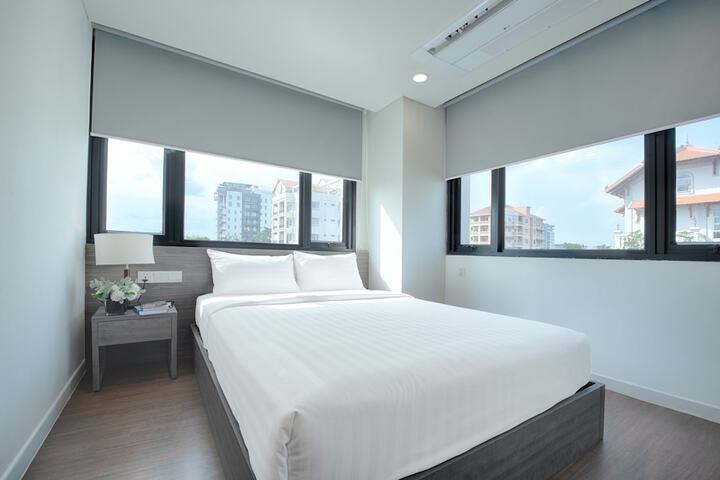 Room 8 of 41
