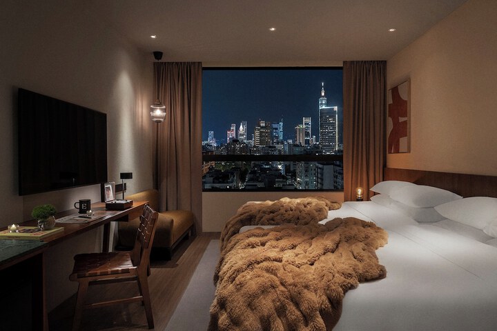 Room 31 of 57