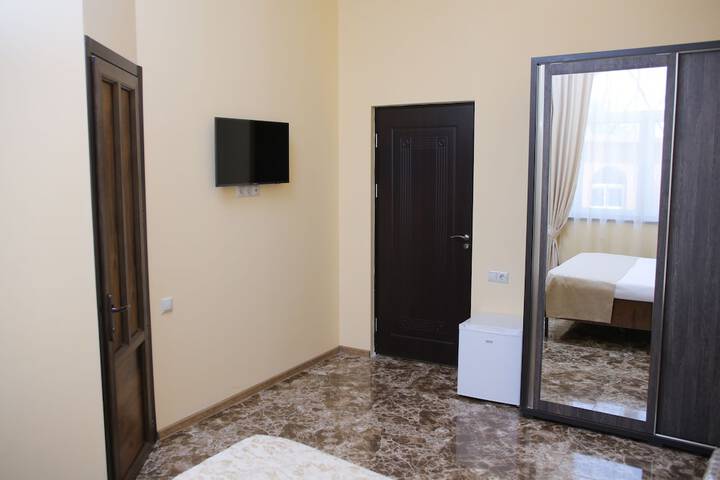 Room 20 of 39
