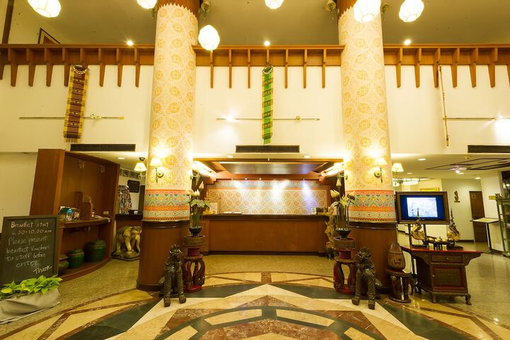 Hotel Interior 4 of 134