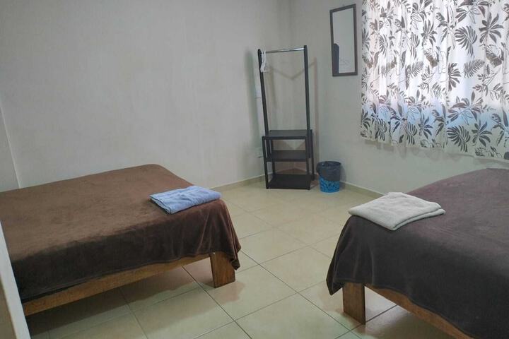 Room 18 of 27