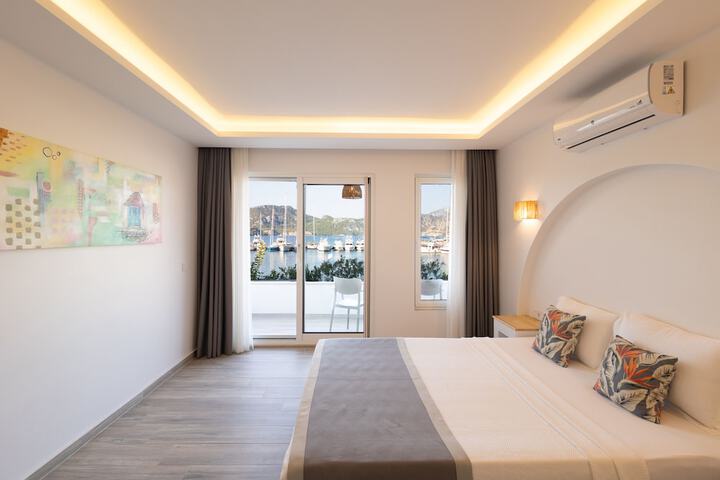 Room 34 of 111