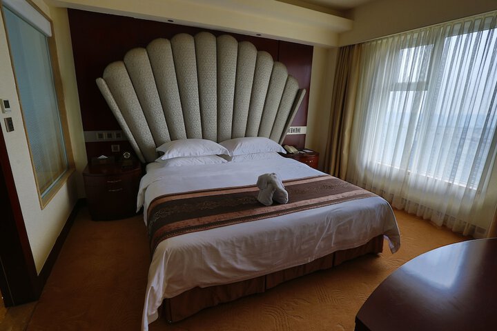 Room 15 of 44