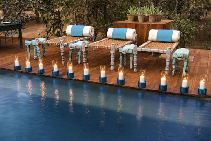 Pool Hotel