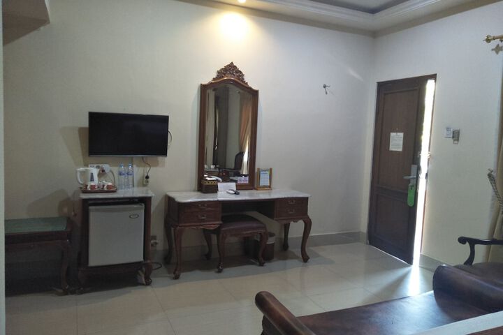Room 25 of 57