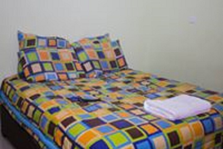 Room 3 of 22