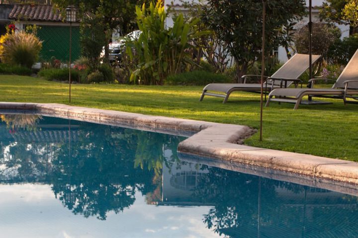 Pool 91 of 120
