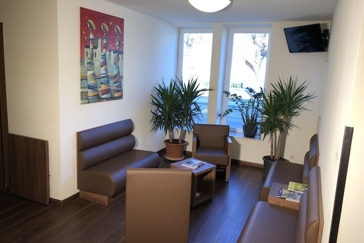 Entrance & Lobby