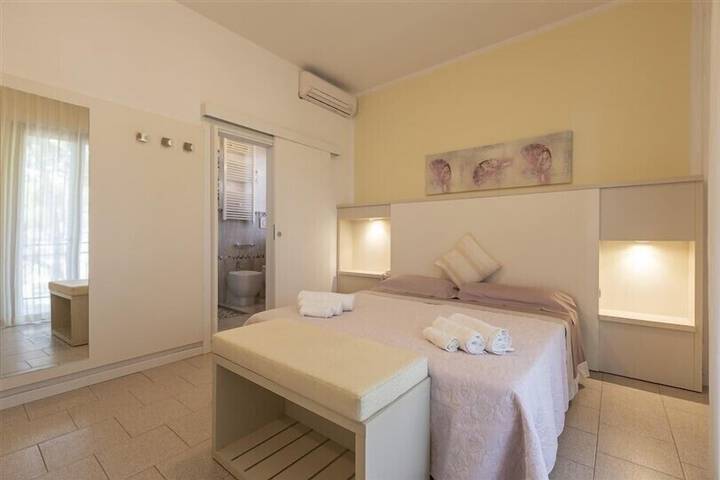 Room 40 of 135