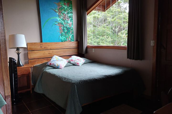 Room 103 of 334
