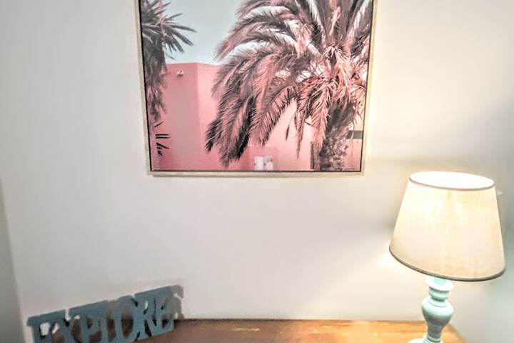 Room 44 of 150