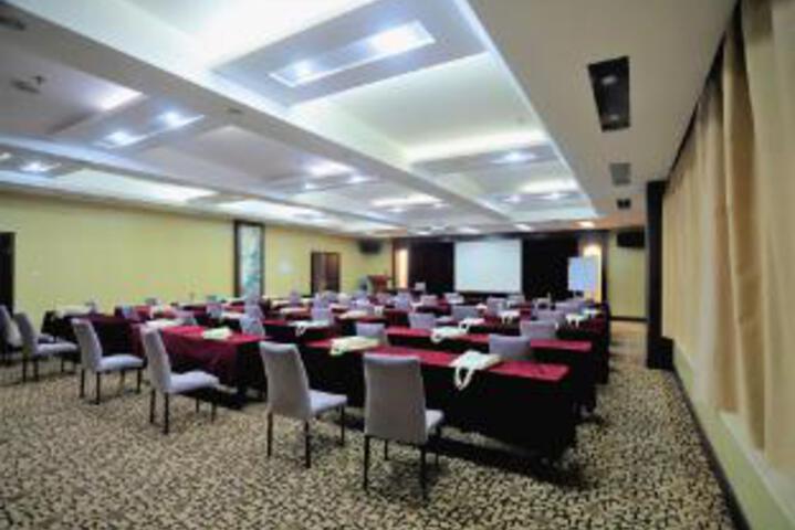 Longquan Shanzhuang Hotel