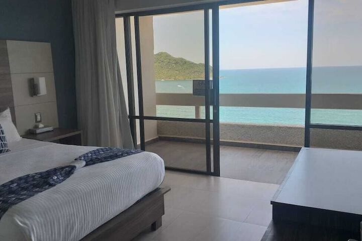 Room 21 of 39