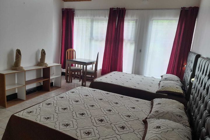 Room 10 of 65